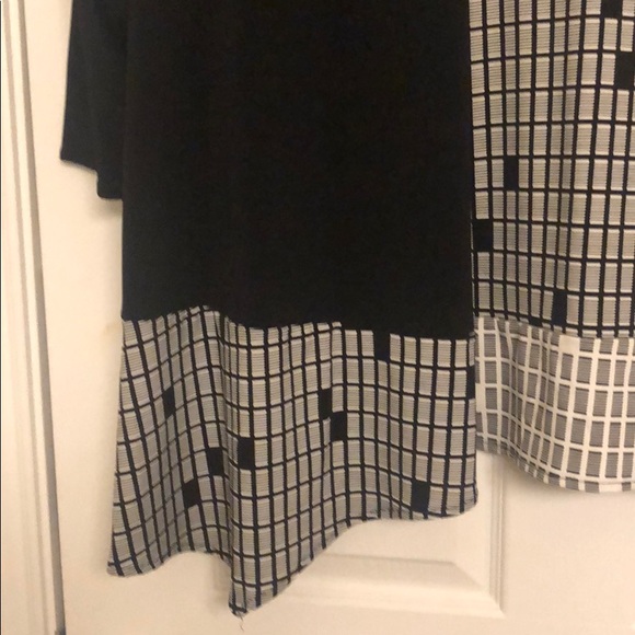 Tunic - Picture 2 of 5